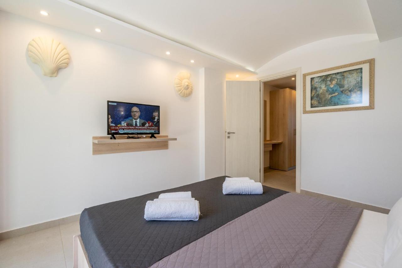 Bivalvia Studios Faliraki Luaran gambar